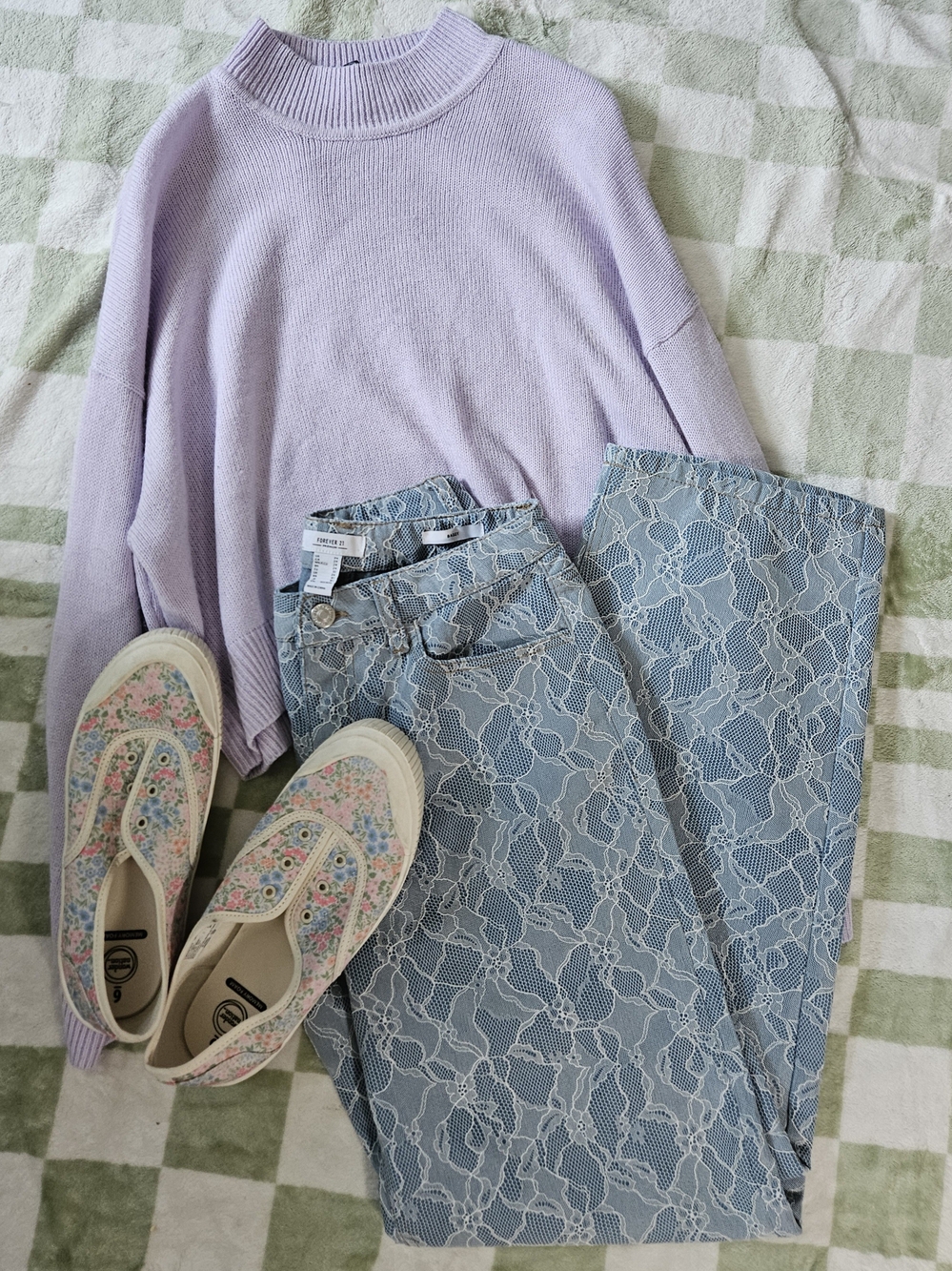 Forever 21 Premium Baggy Jeans Lace Floral Print Size 24